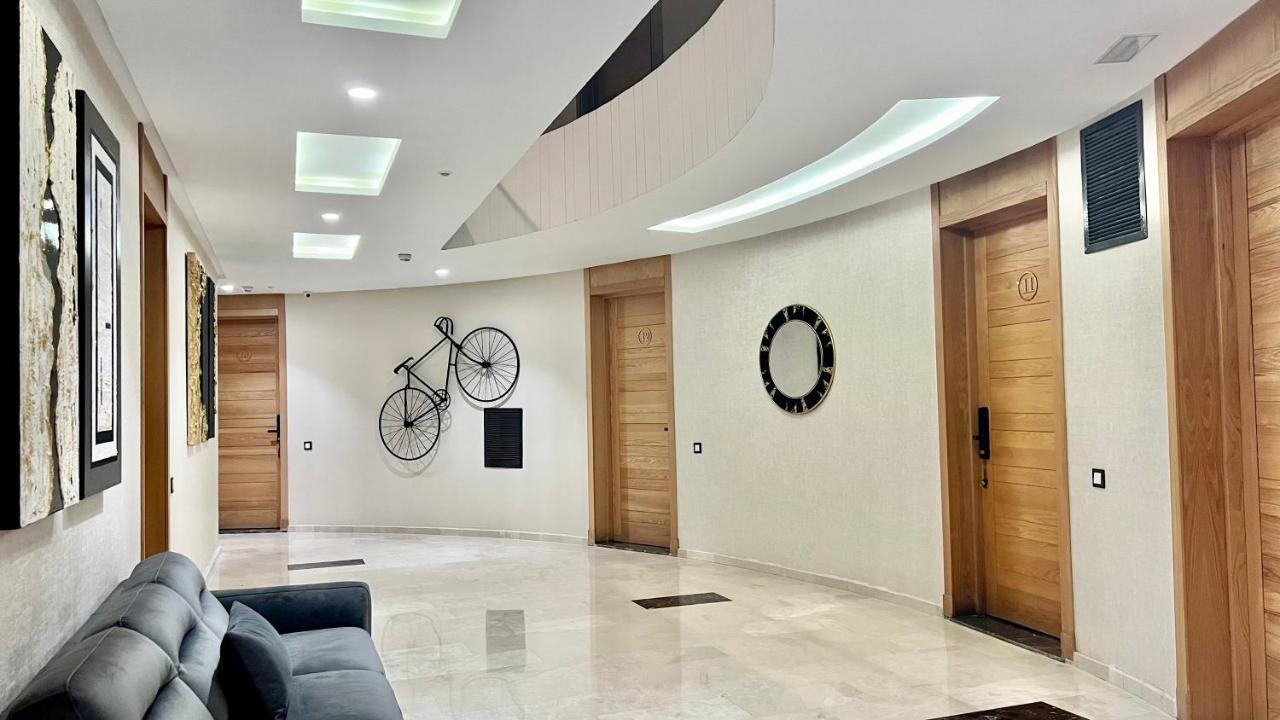 Zen Suites Hotel Massira Casablanca Exteriör bild