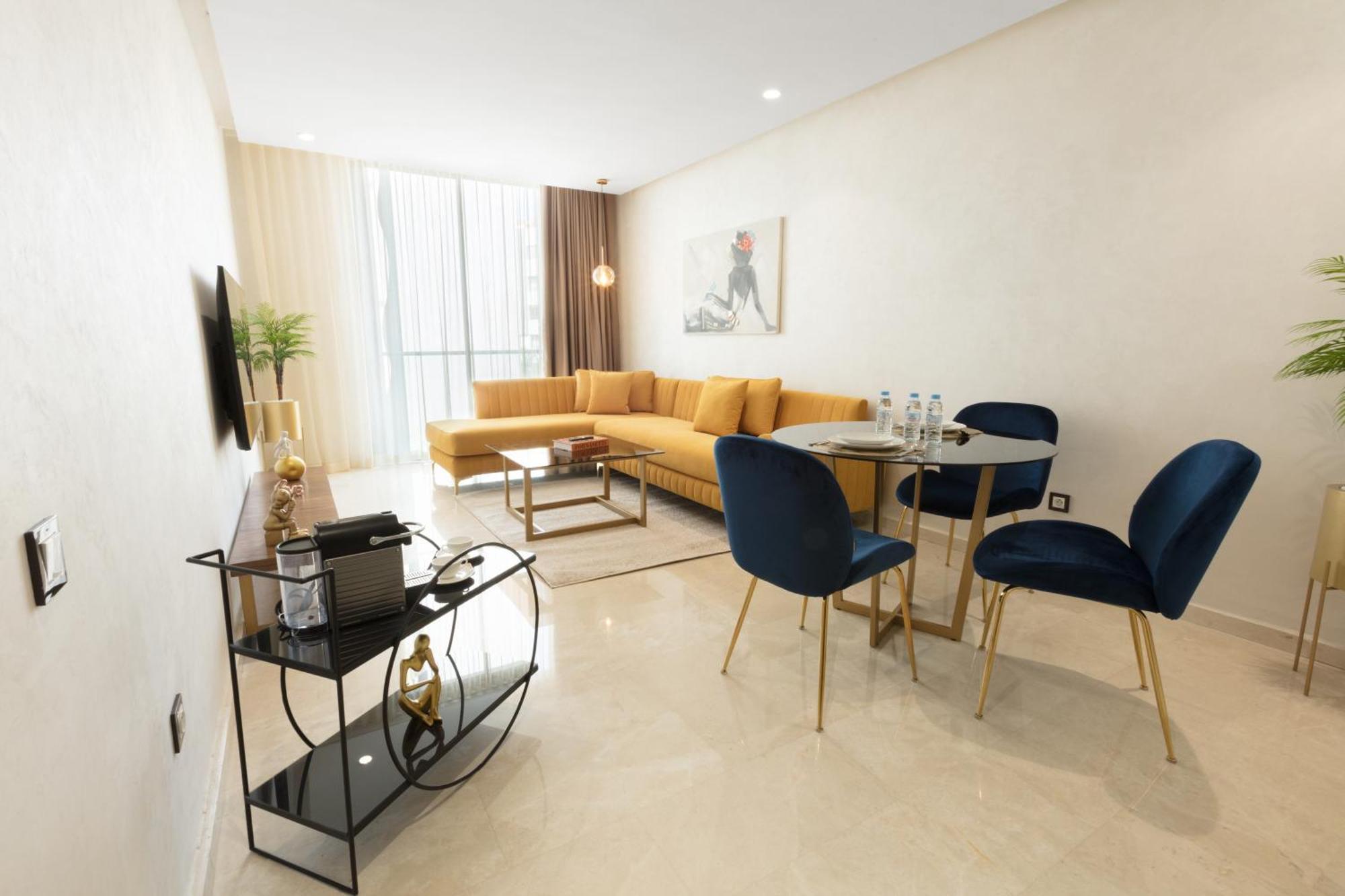 Zen Suites Hotel Massira Casablanca Exteriör bild