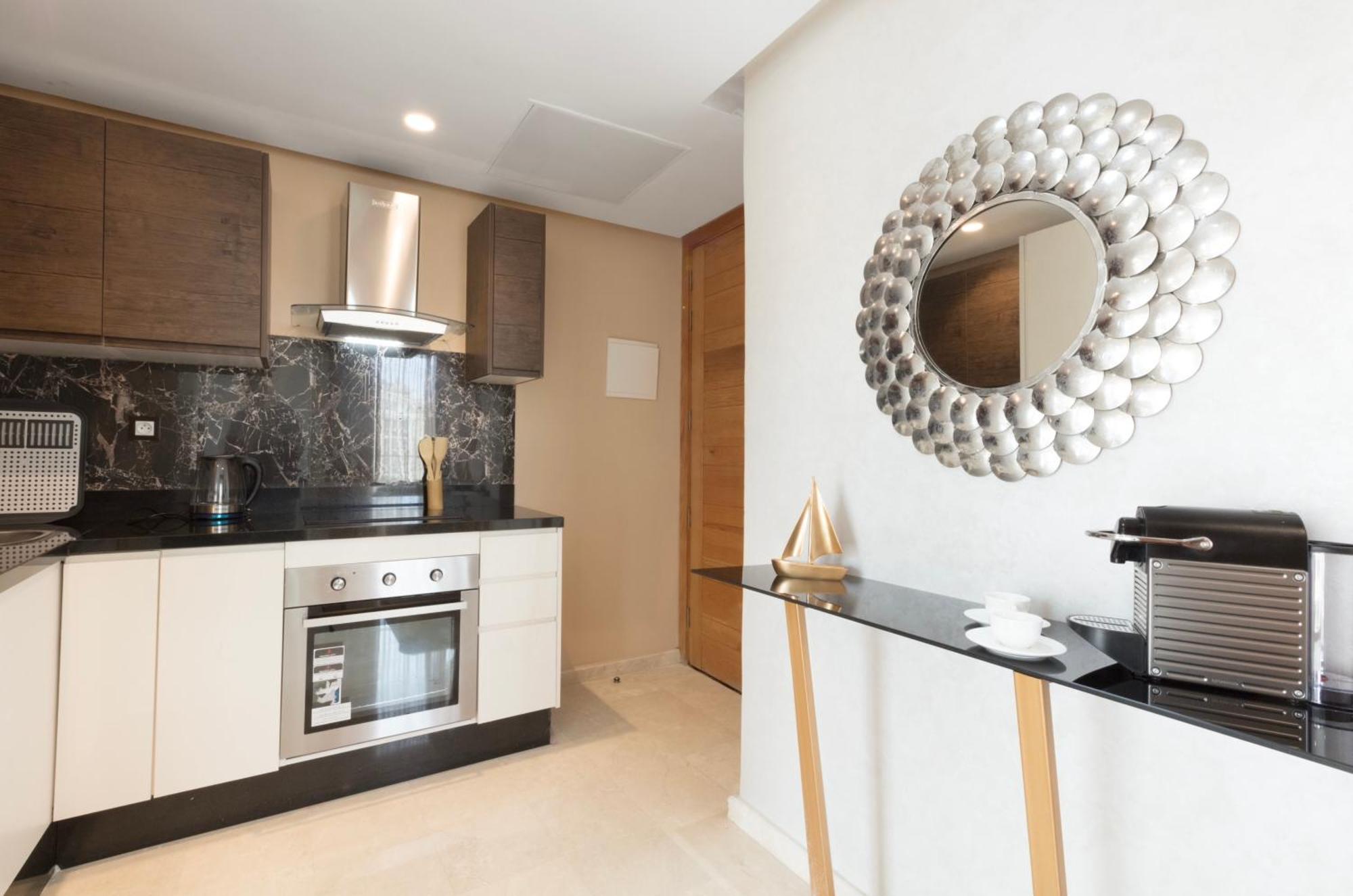 Zen Suites Hotel Massira Casablanca Exteriör bild